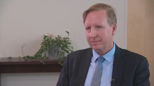 Education minister pulling plug on Chinese education program in schools