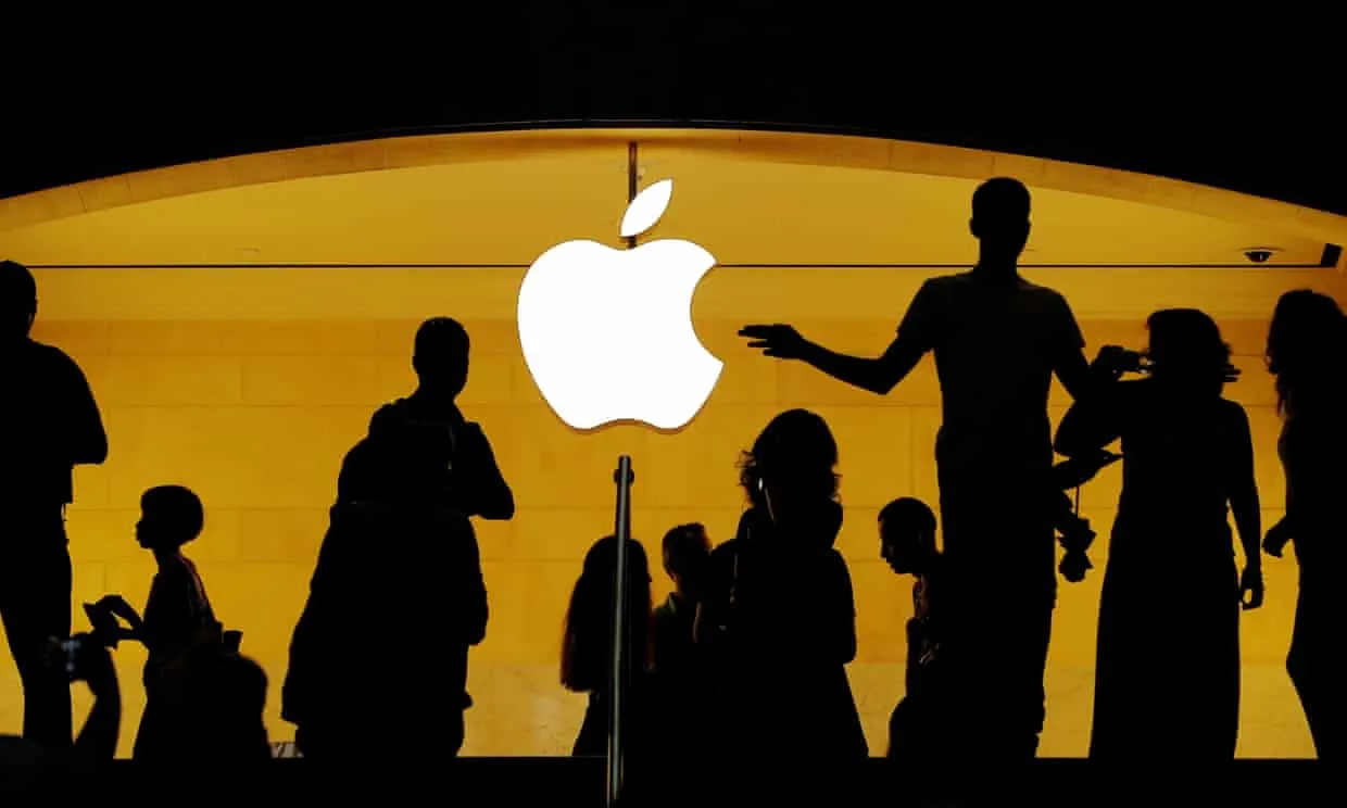 40% of shareholders defy Apple management in vote on China cyber surveillance