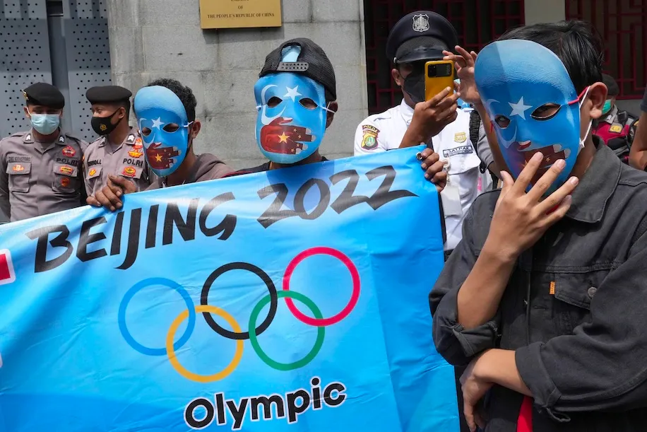 Opinion: Olympic athletes are getting ready to boycott the opening ceremony in Beijing